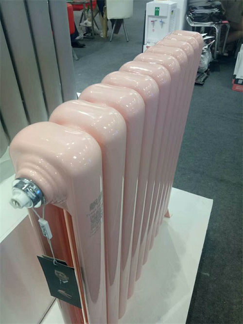 1539848818781727.jpg 暖氣片知名品牌